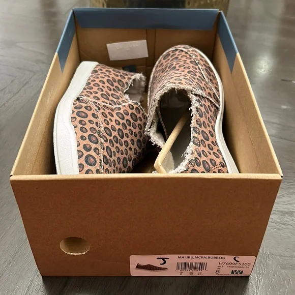 VIONIC MALIBU WOMENS COMFORT INSOLE LIFESTYLE SLIP-ON SNEAKERS - Picture 2 of 13